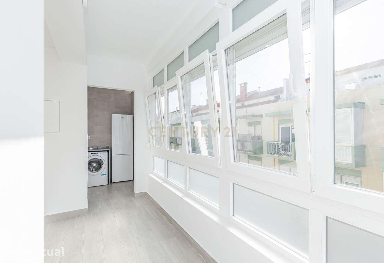 T2 TOTALMENTE REMODELADO | DAFUNDO – CRUZ QUEBRADA | 80 m² | ELEVADOR - Grande imagem: 3/25