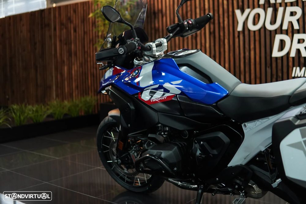 BMW R 1300 GS TROPHY - 14