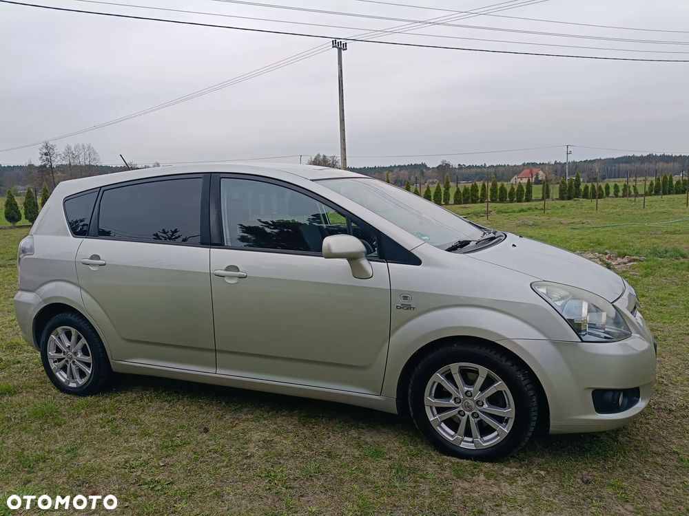 Toyota Corolla Verso 2.2 D-CAT Sol - 5
