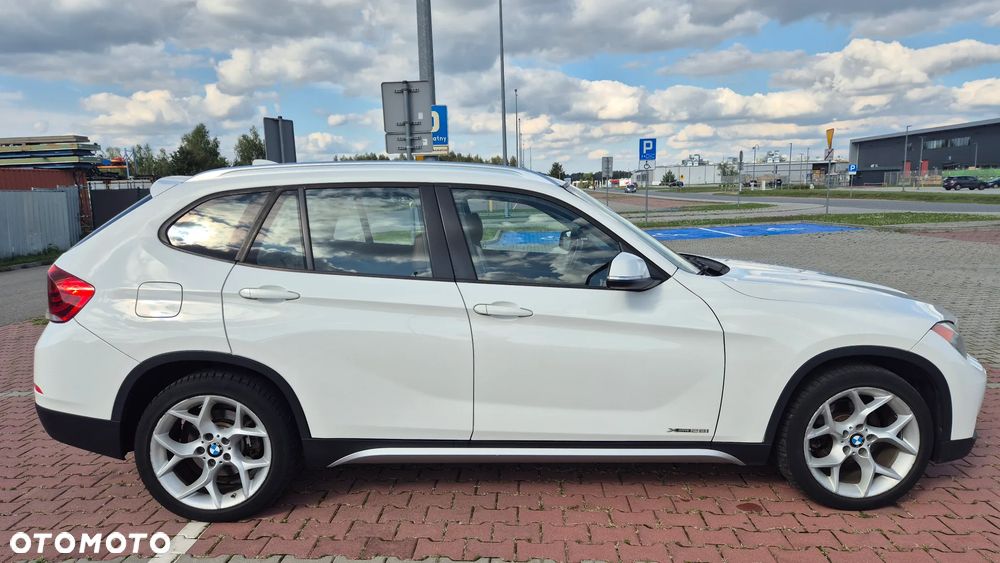 BMW X1 xDrive28i xLine - 15