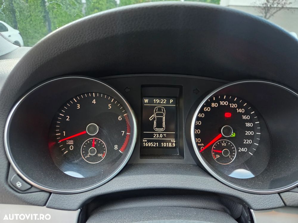 Volkswagen Golf 1.4 TSI DSG Style - 19