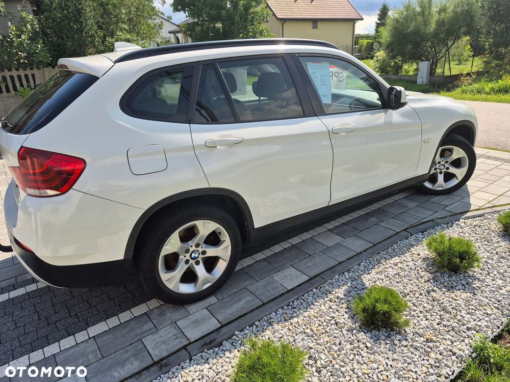 BMW X1 sDrive18d - 9
