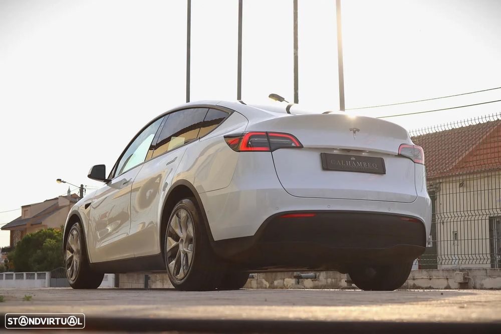 Tesla Model Y Standard - 9