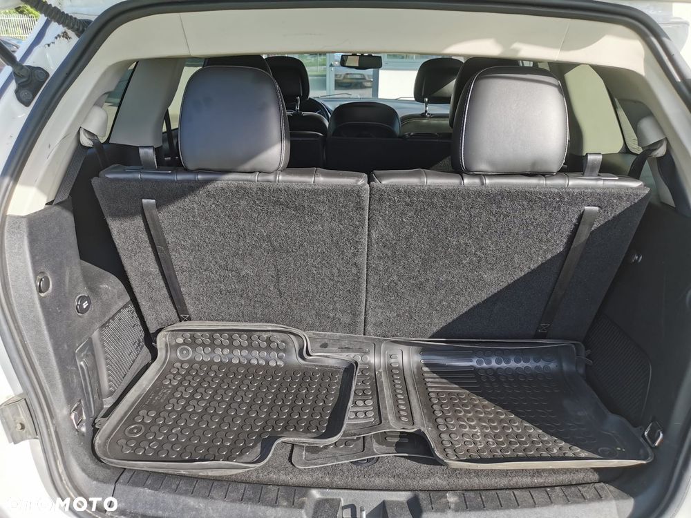 Fiat Freemont 2.0 Multijet 16V DPF Automatik Allrad Lounge - 3
