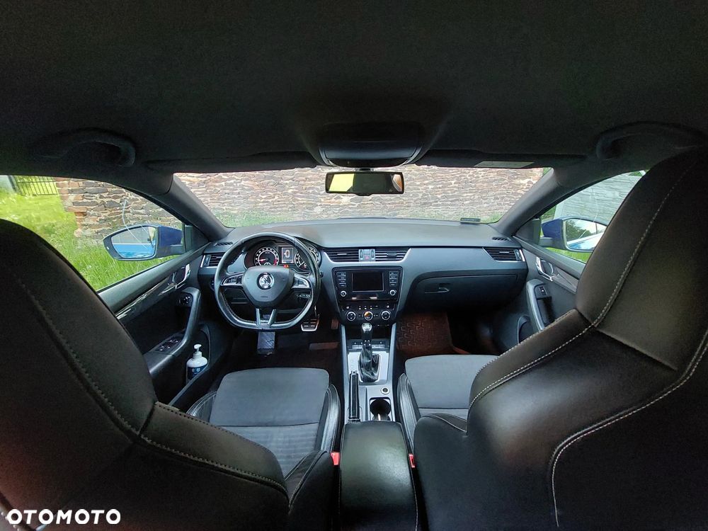 Skoda Octavia 2.0 TDI RS DSG - 15