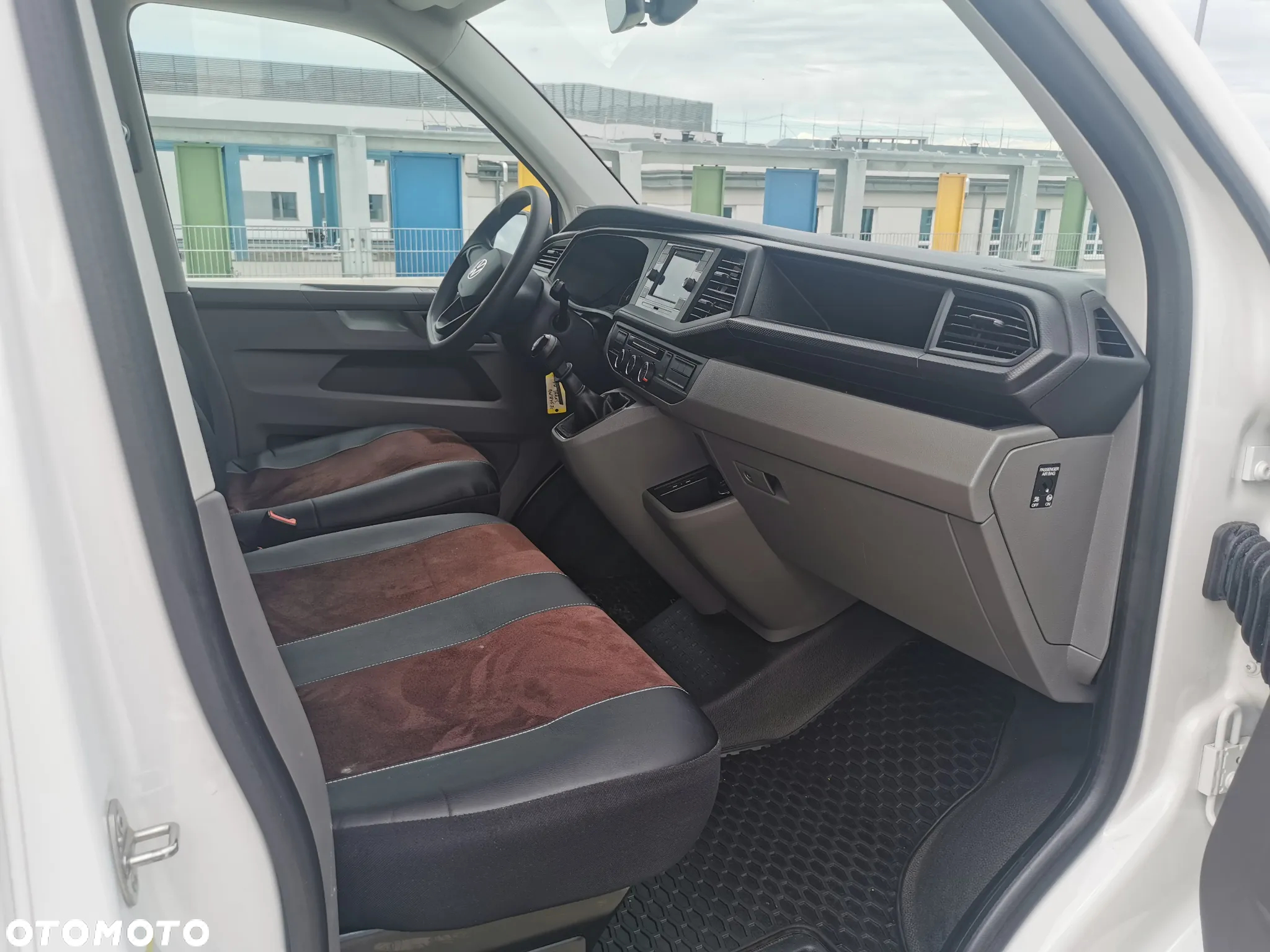 Volkswagen Transporter T6.1 TDI L2H1 Plus Comfortline - 24