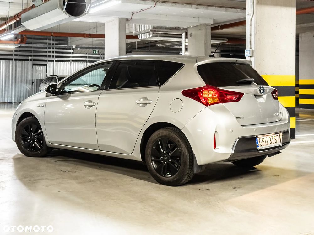 Toyota Auris - 5