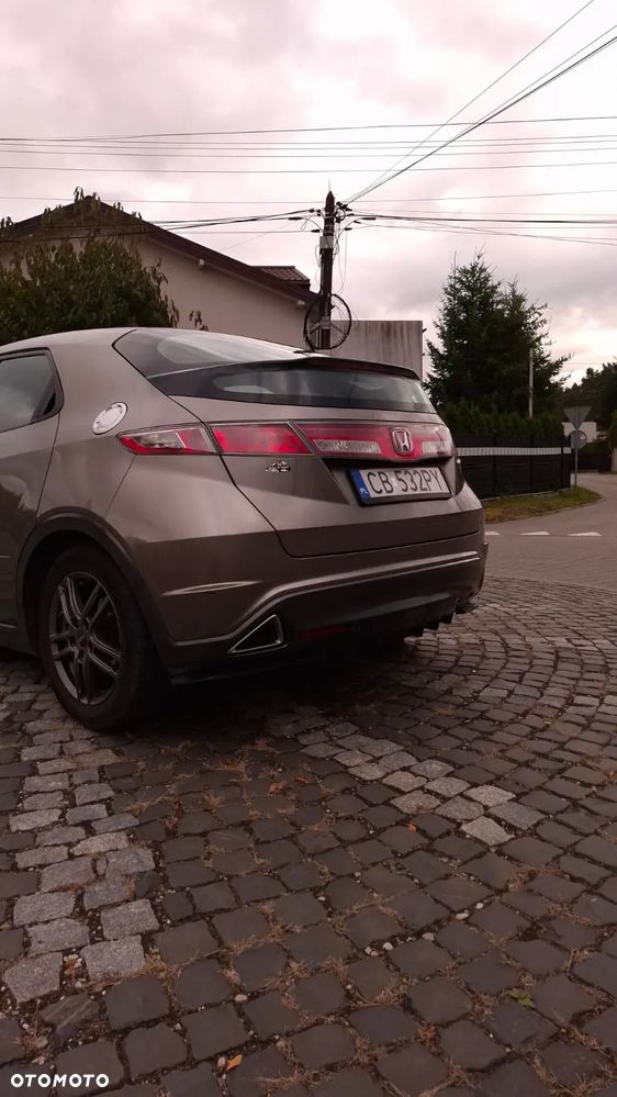 Honda Civic 1.4 i-VTEC - 5