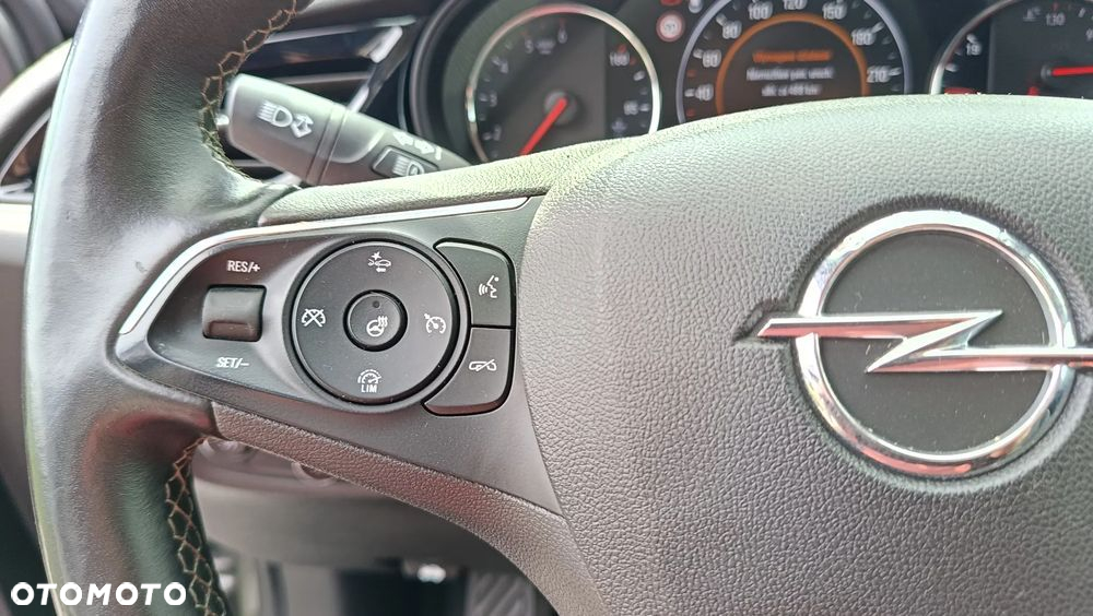 Opel Insignia Grand Sport 1.6 Diesel Exclusive - 17