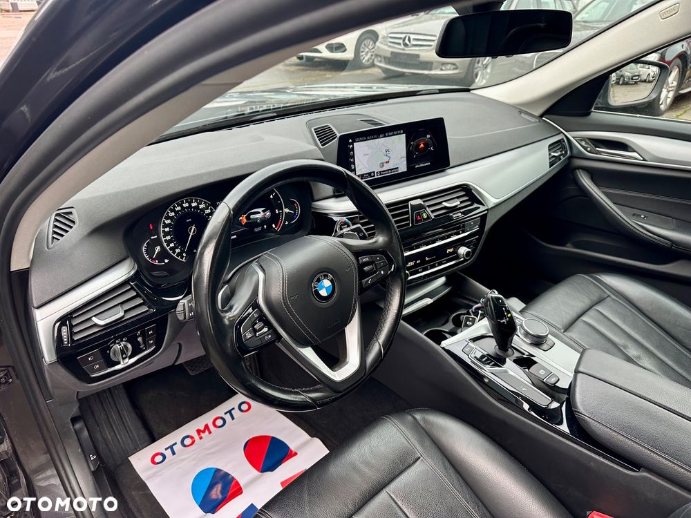 BMW Seria 5 520d - 13