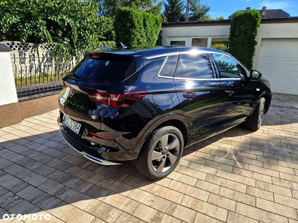 Opel Grandland 1.2 T Business Edition S&S - 10