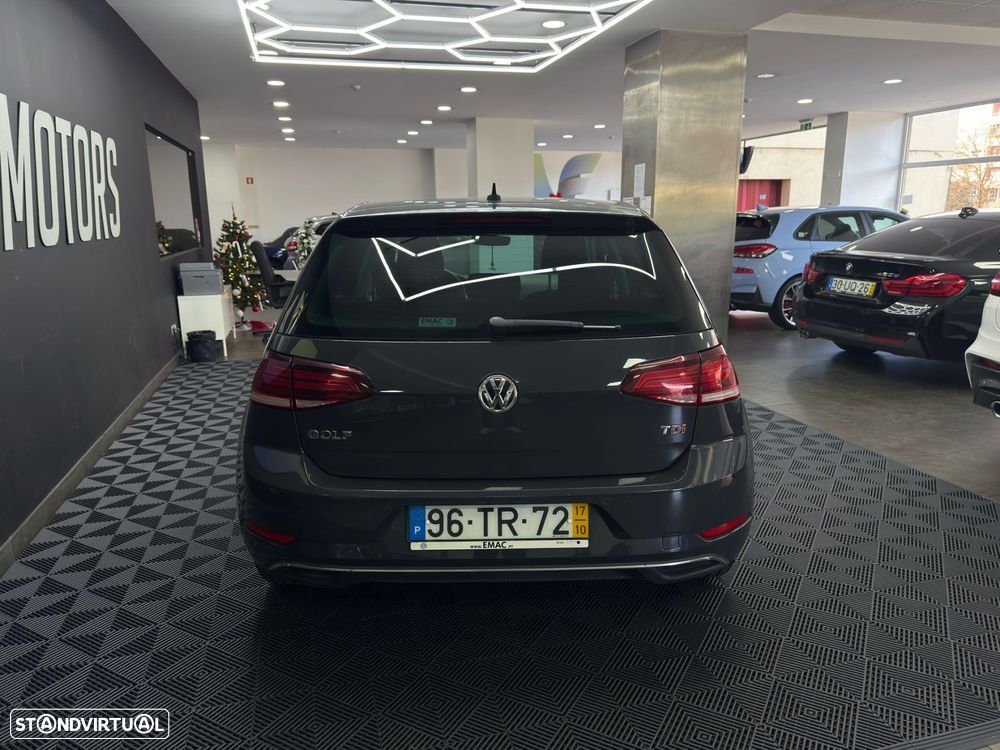 VW Golf 1.6 TDI Confortline DSG - 12