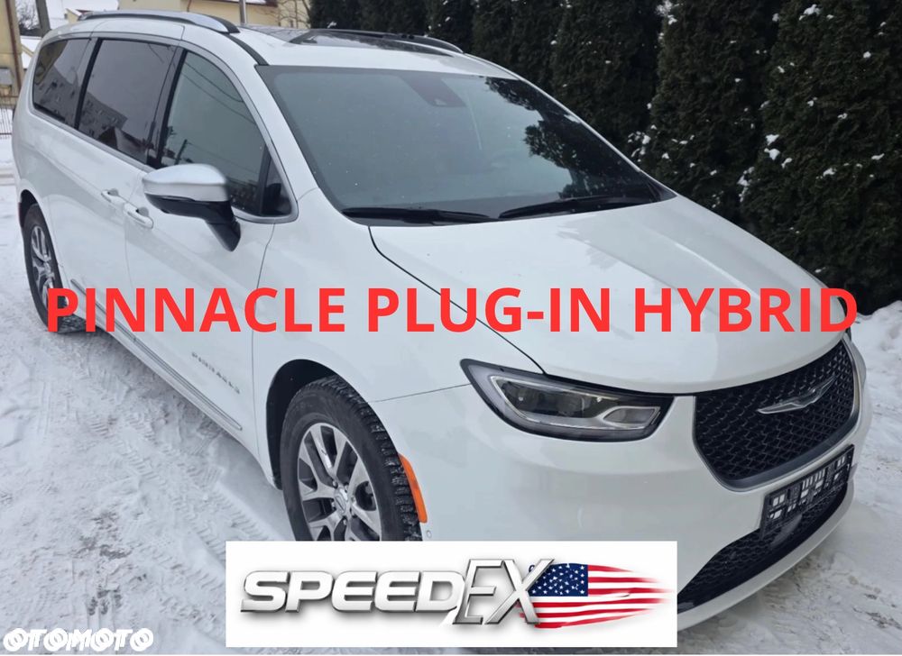 Chrysler Pacifica - 1