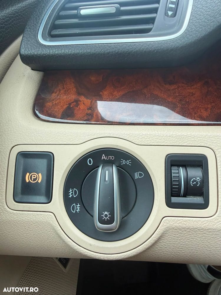 Volkswagen Passat CC 2.0 Blue TDI DSG - 11
