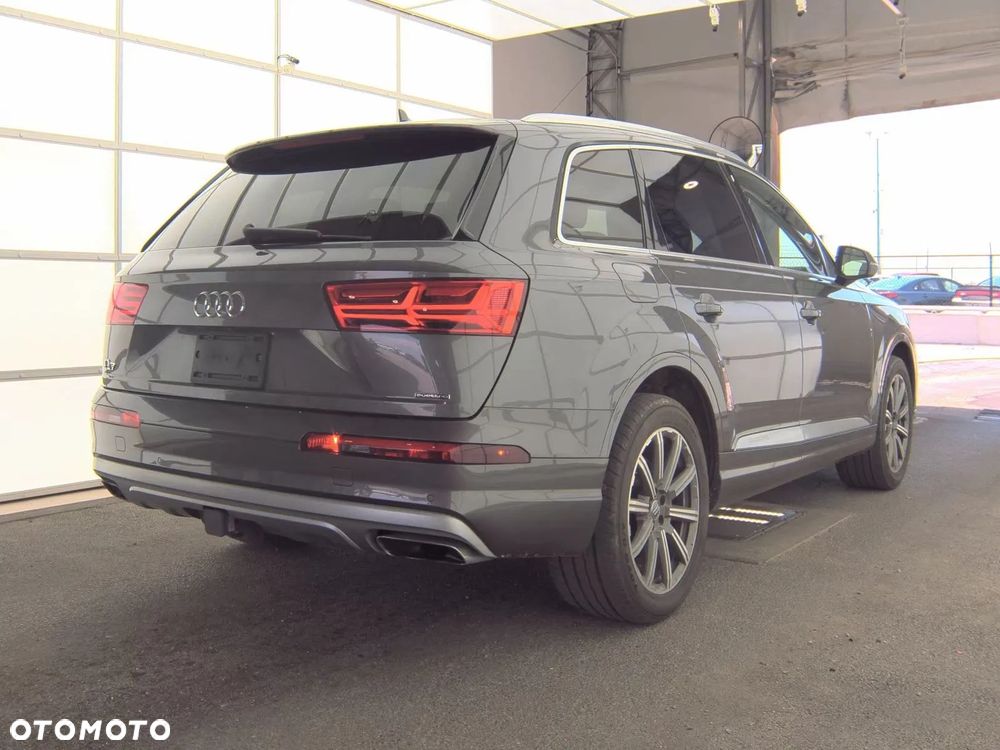Audi Q7 3.0 TFSI Quattro Tiptronic - 3