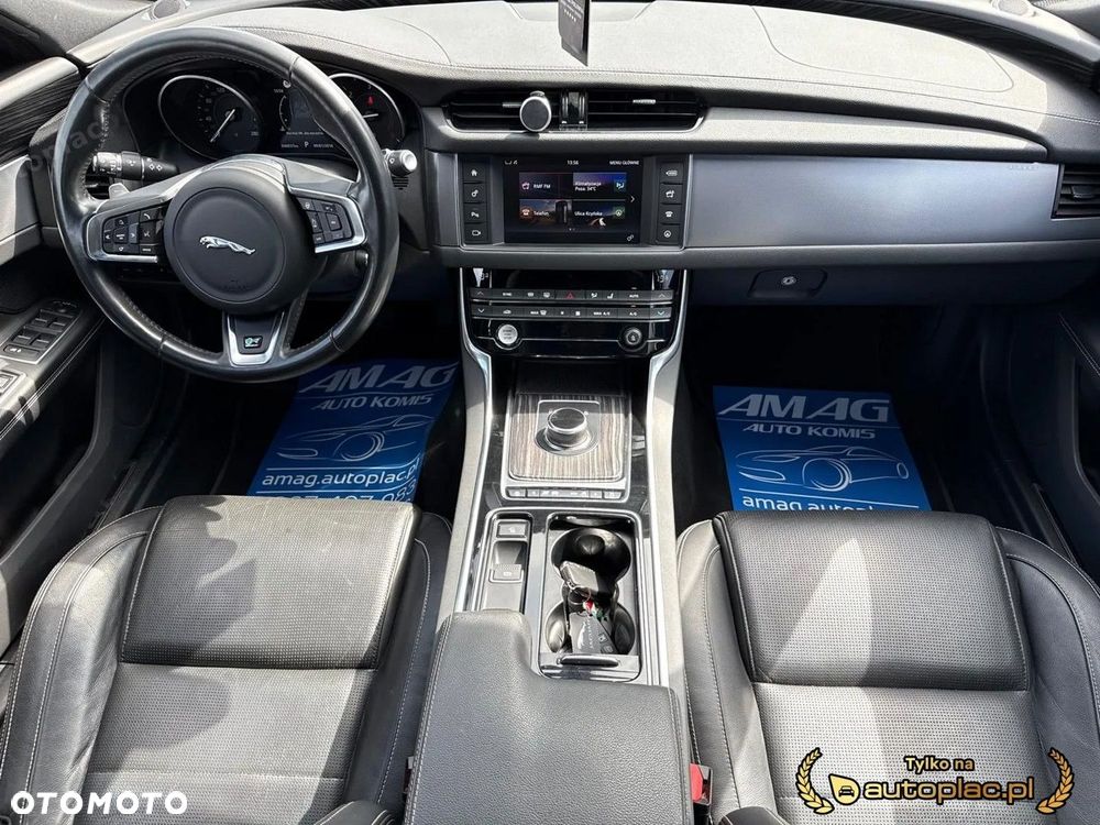 Jaguar XF - 22