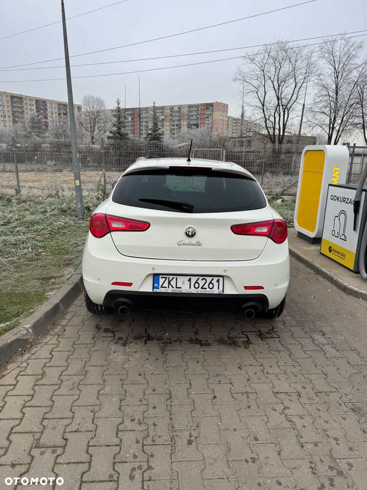 Alfa Romeo Giulietta - 4