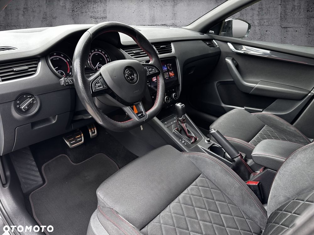 Skoda Octavia 2.0 TSI RS 230 DSG - 11