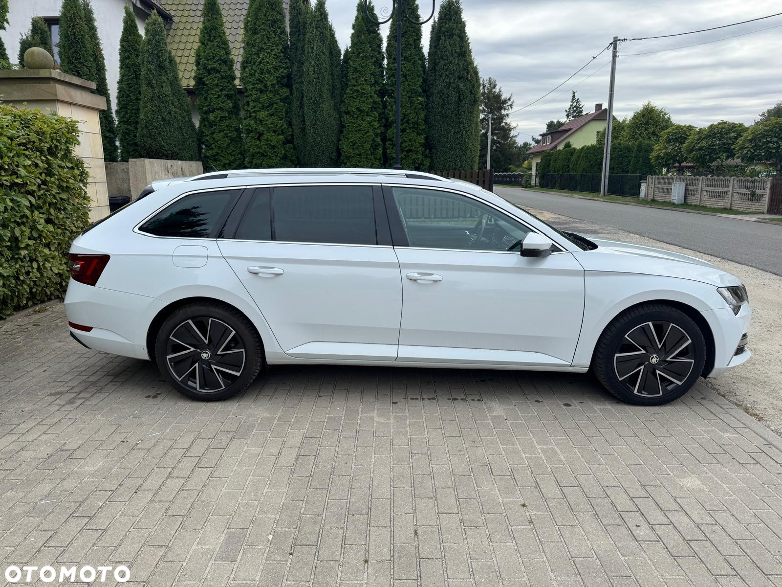 Skoda Superb 1.4 TSI Plug-In Hybrid Sportline DSG - 9