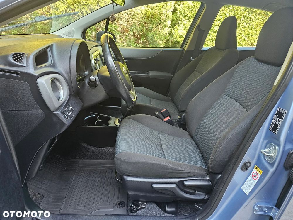 Toyota Yaris - 6