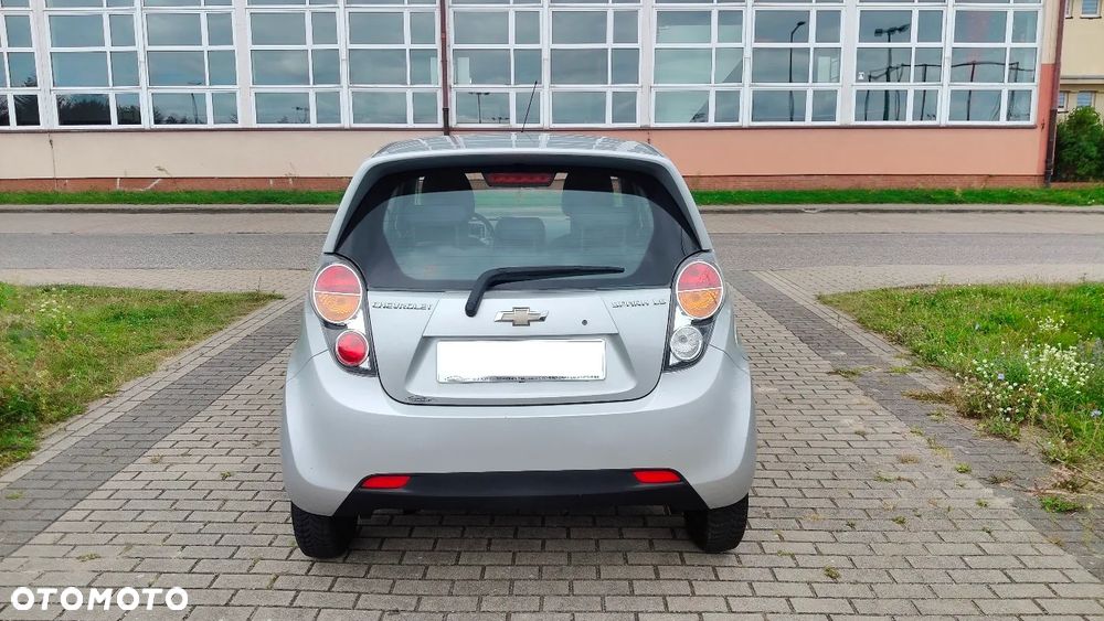 Chevrolet Spark 1.0 LS - 4