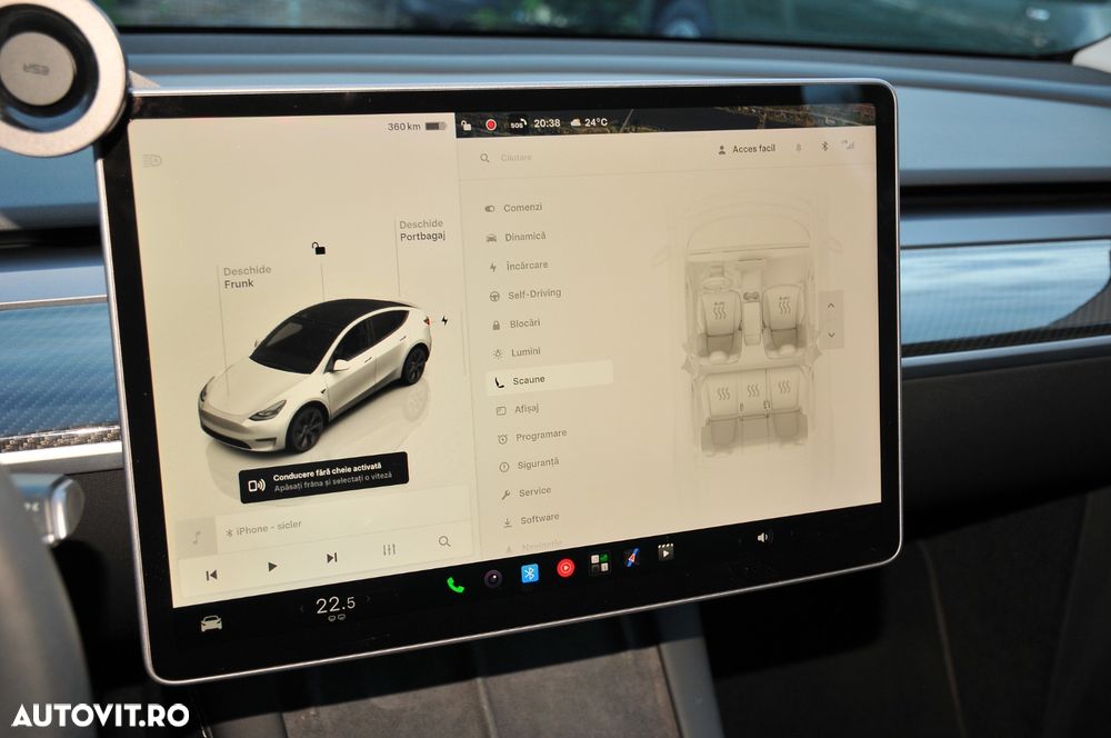 Tesla Model Y Long Range Dual Motor AWD - 22