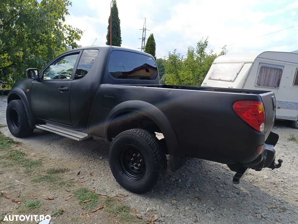Mitsubishi L200 Pick Up 4x4 Intense Club Cab - 4