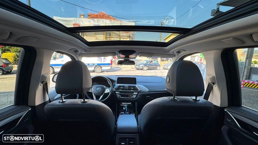 BMW iX3 Inspiring - 15