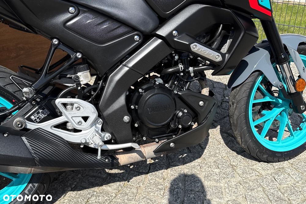 Yamaha MT - 8