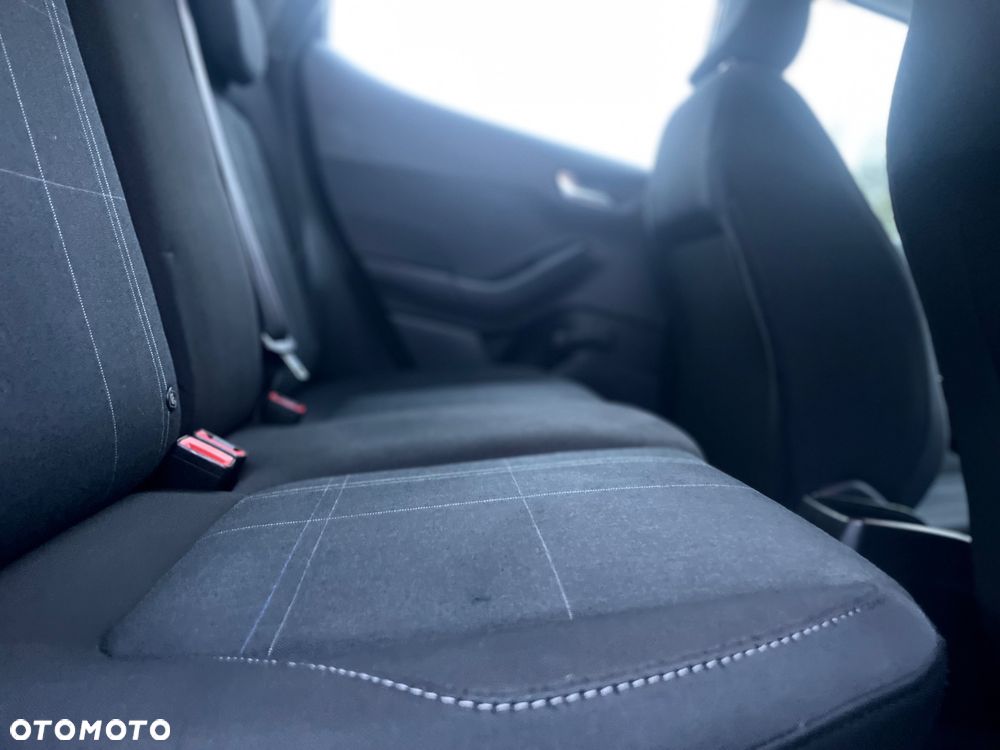 Ford Fiesta - 22