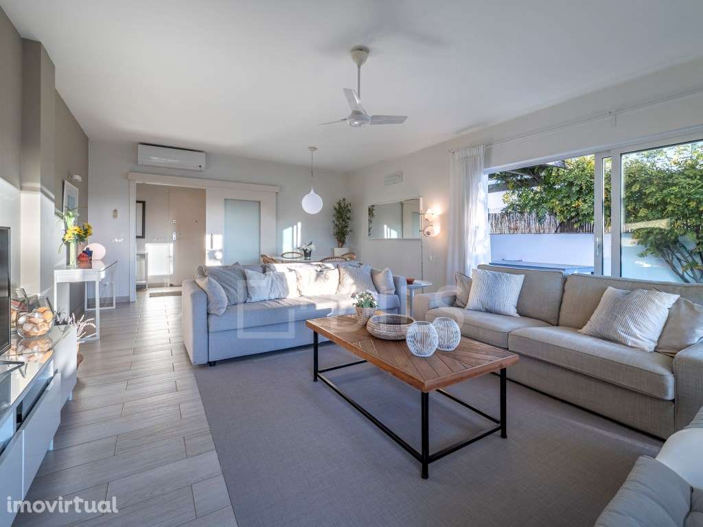 Moradia T3 com terraço e jardim localizada no Centro da Comporta - Grande imagem: 3/32