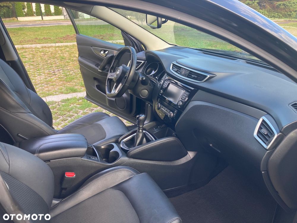 Nissan Qashqai 1.3 DIG-T Tekna - 14