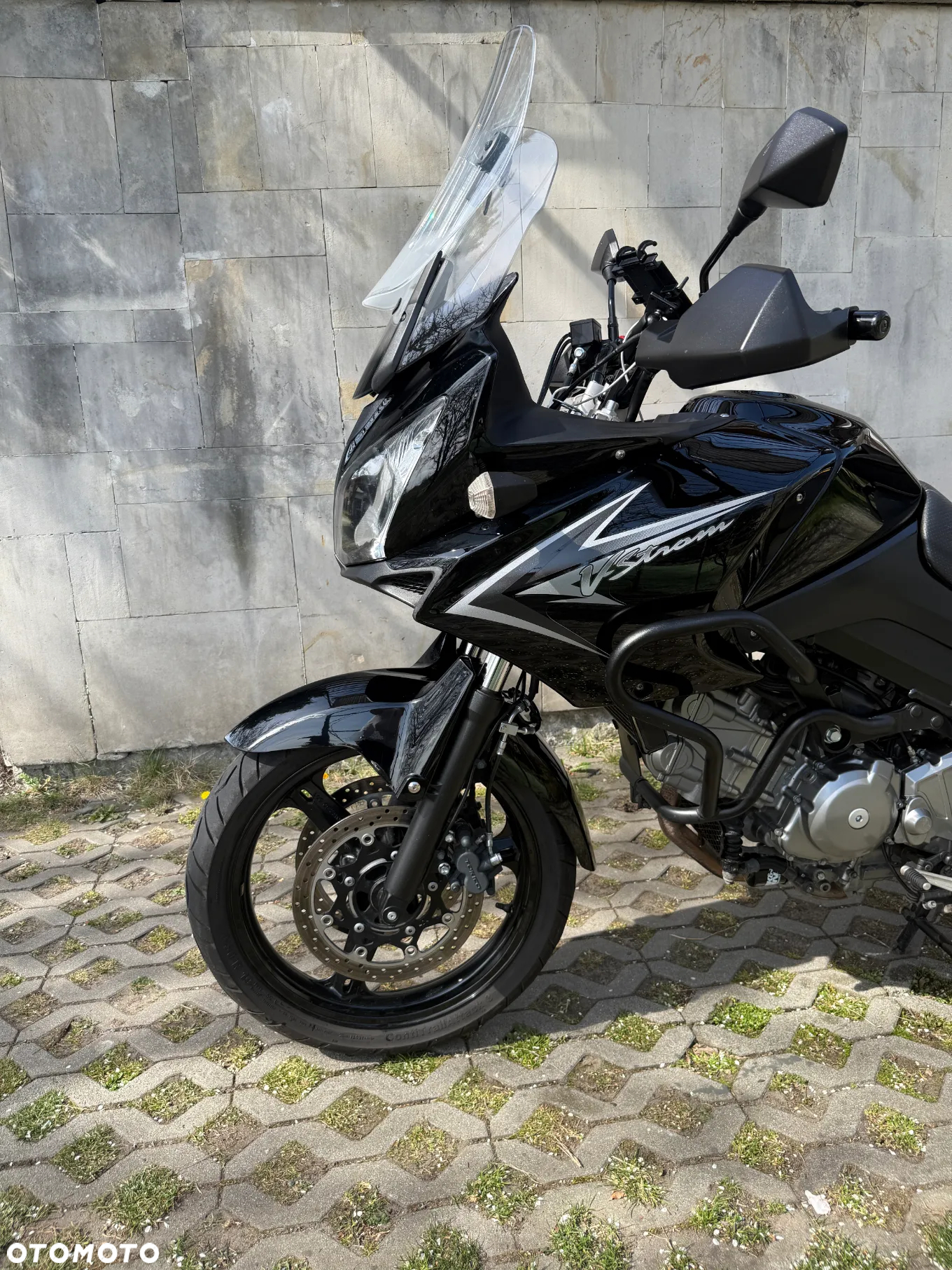 Suzuki DL - 6