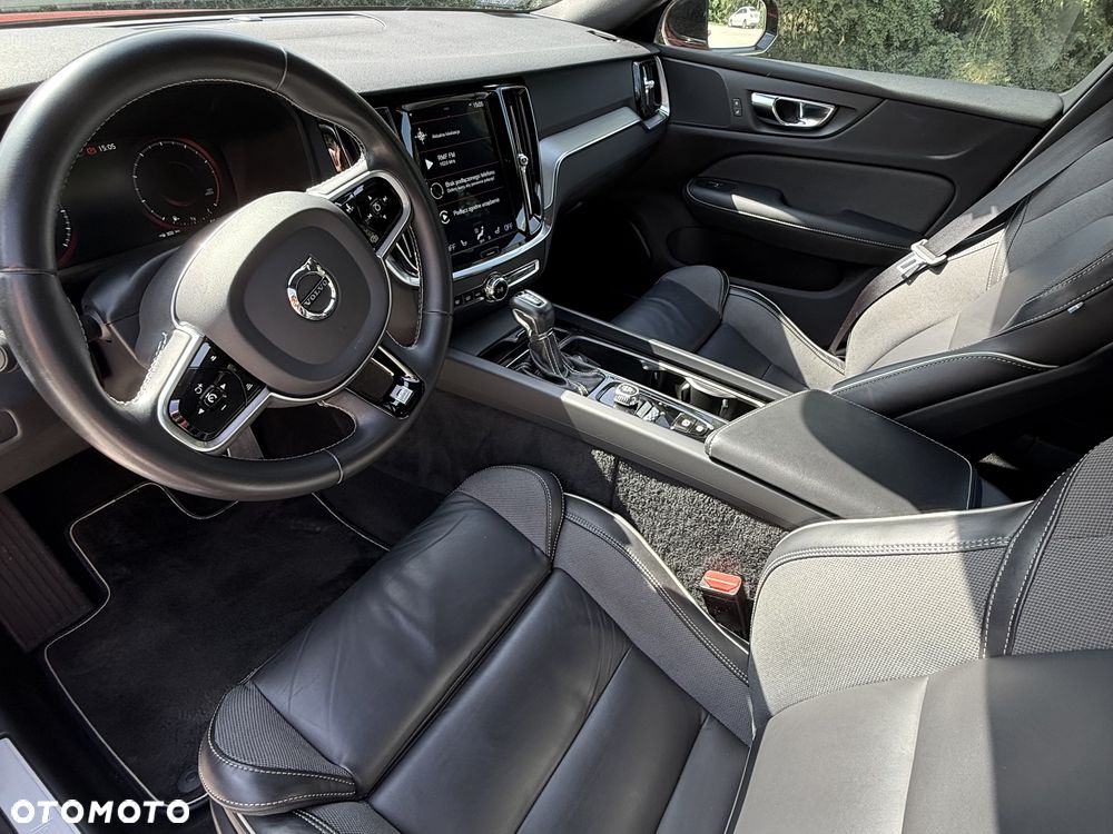 Volvo S60 T4 R-Design - 12