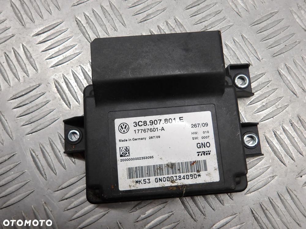 VW PASSAT B6 KOMBI 1.6TDI 2009r. MODUŁ HAMULCA RĘCZNEGO 3C8907807E - 1