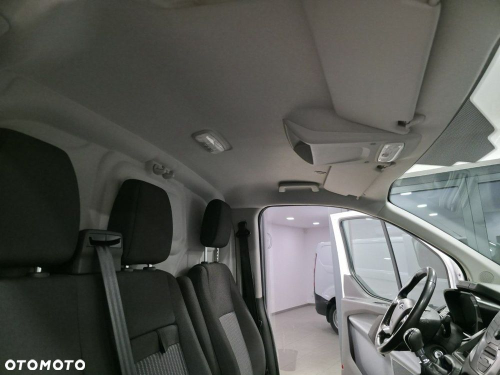 Ford Transit Custom - 27