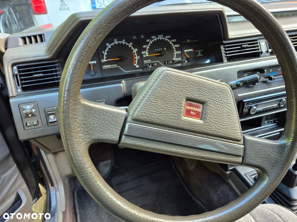 Nissan Bluebird 2.0 SLX - 10