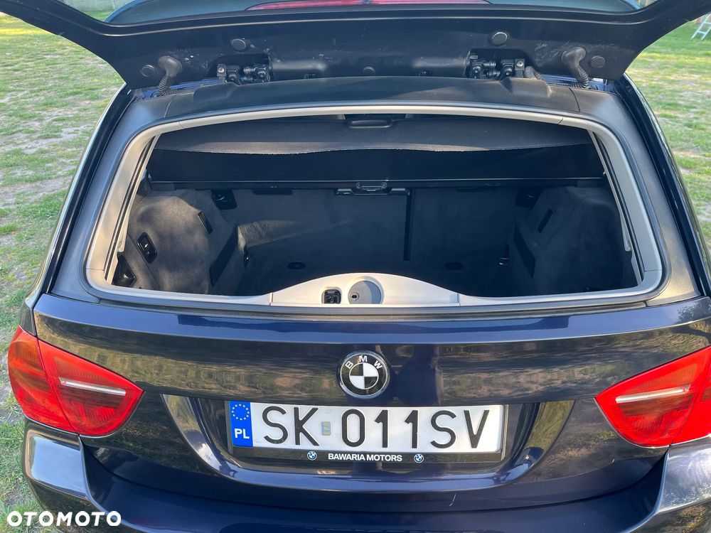 BMW Seria 3 320d Efficient Dynamics - 19