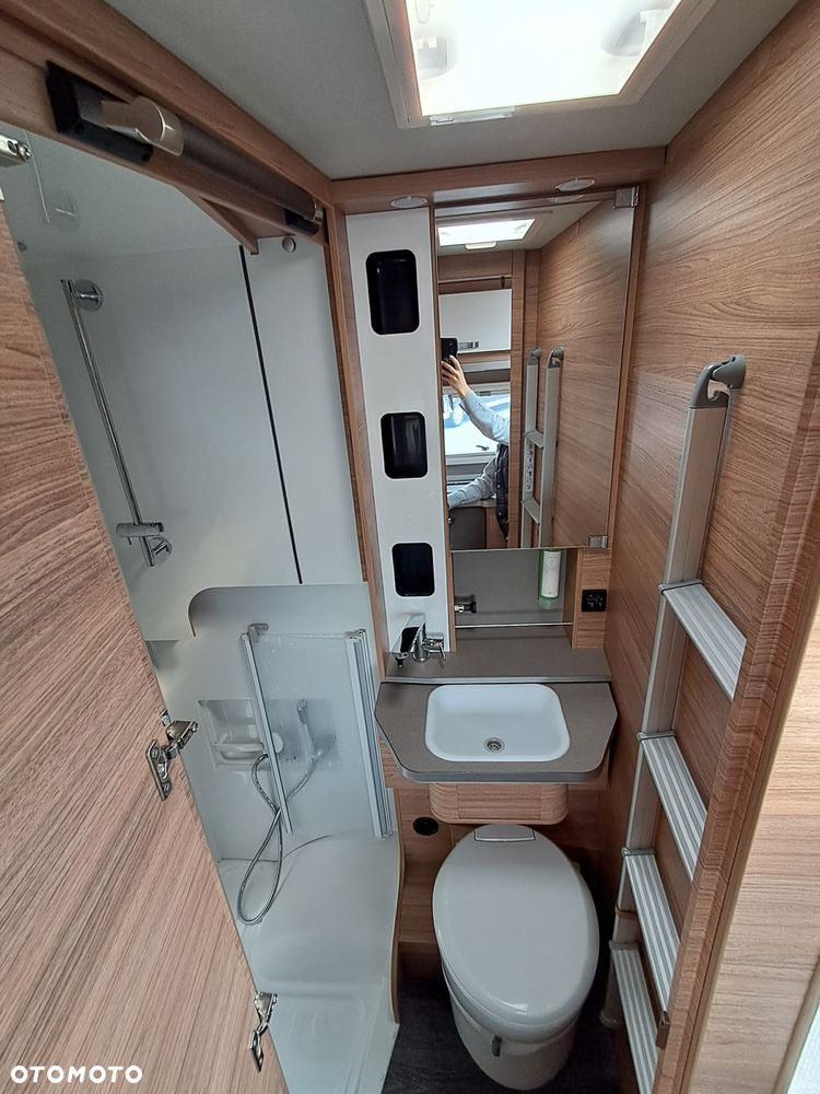 Weinsberg X-Cursion 500 MQ 2 osobne łóżka  4 osoby Wersja Zimowa  FV23% - 25