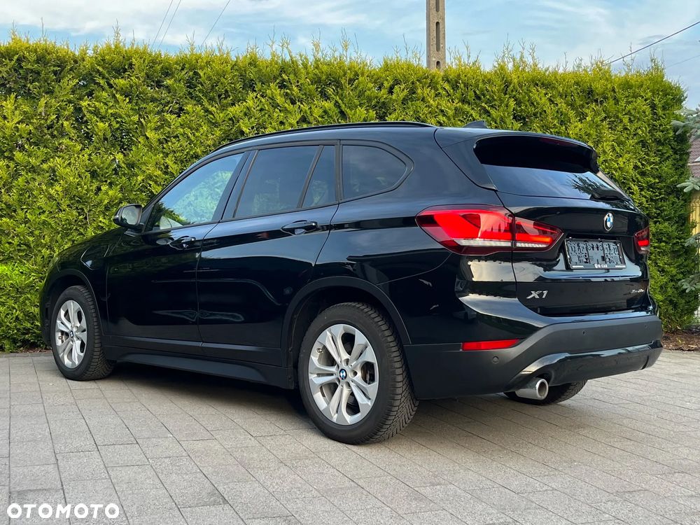 BMW X1 xDrive25e Advantage - 10