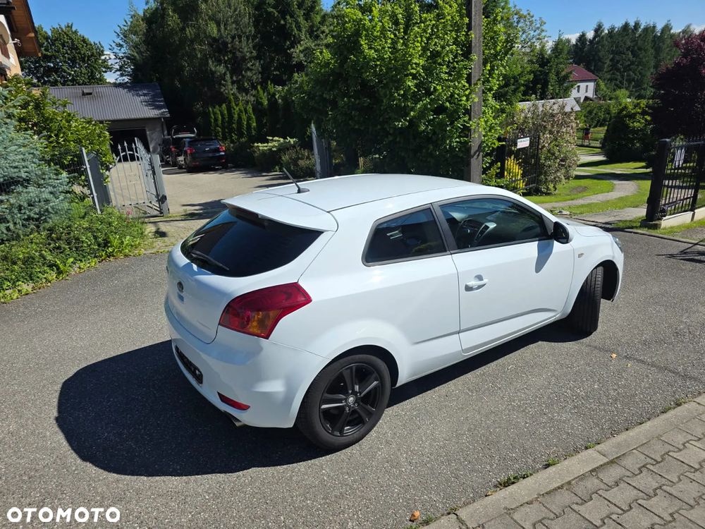 Kia ProCeed 1.6 CVVT LX - 19