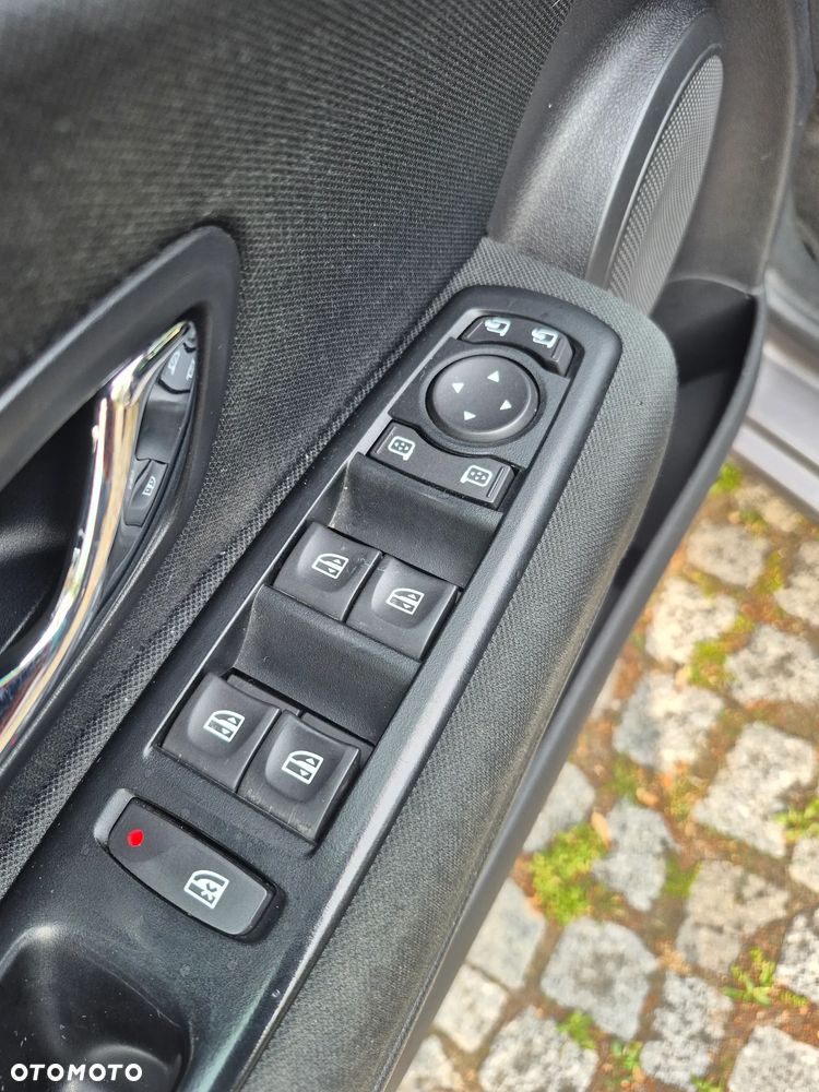 Renault Megane 1.2 16V TCE Energy Dynamique - 10