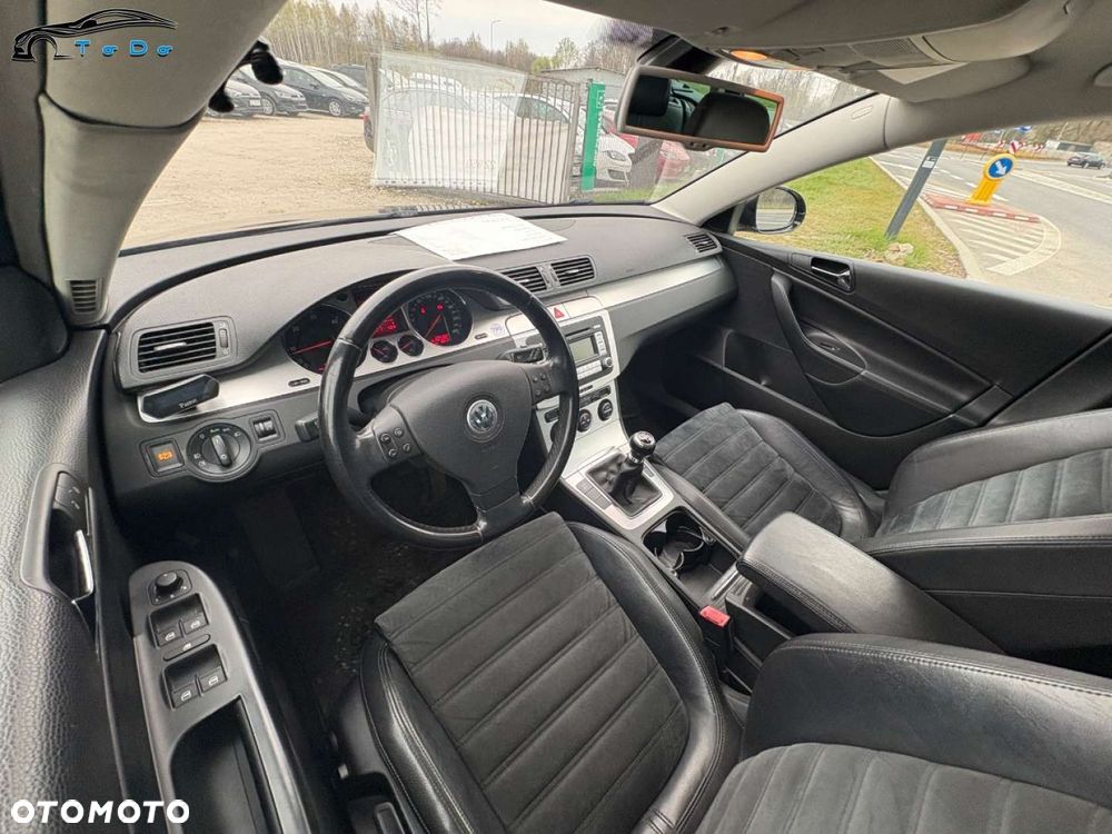 Volkswagen Passat Variant 2.0 TDI DPF 4Mot Comfortline - 25