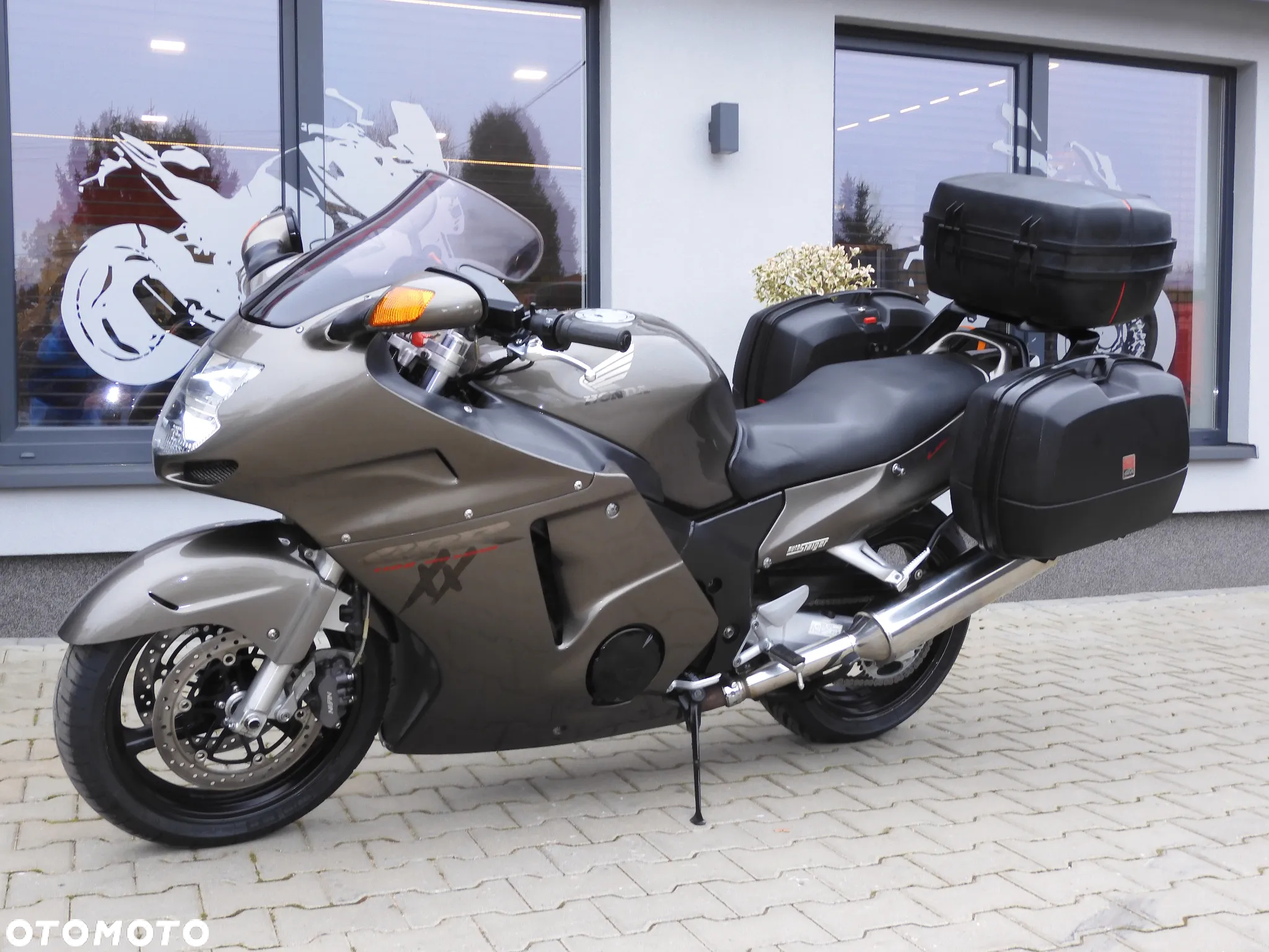 Honda CBR - 38