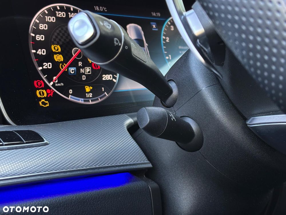 Mercedes-Benz Klasa E AMG 53 4Matic AMG Speedshift 9G-TCT - 19