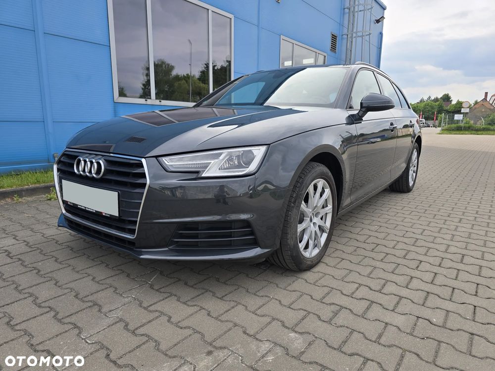 Audi A4 Avant 2.0 TDI ultra S tronic sport - 1