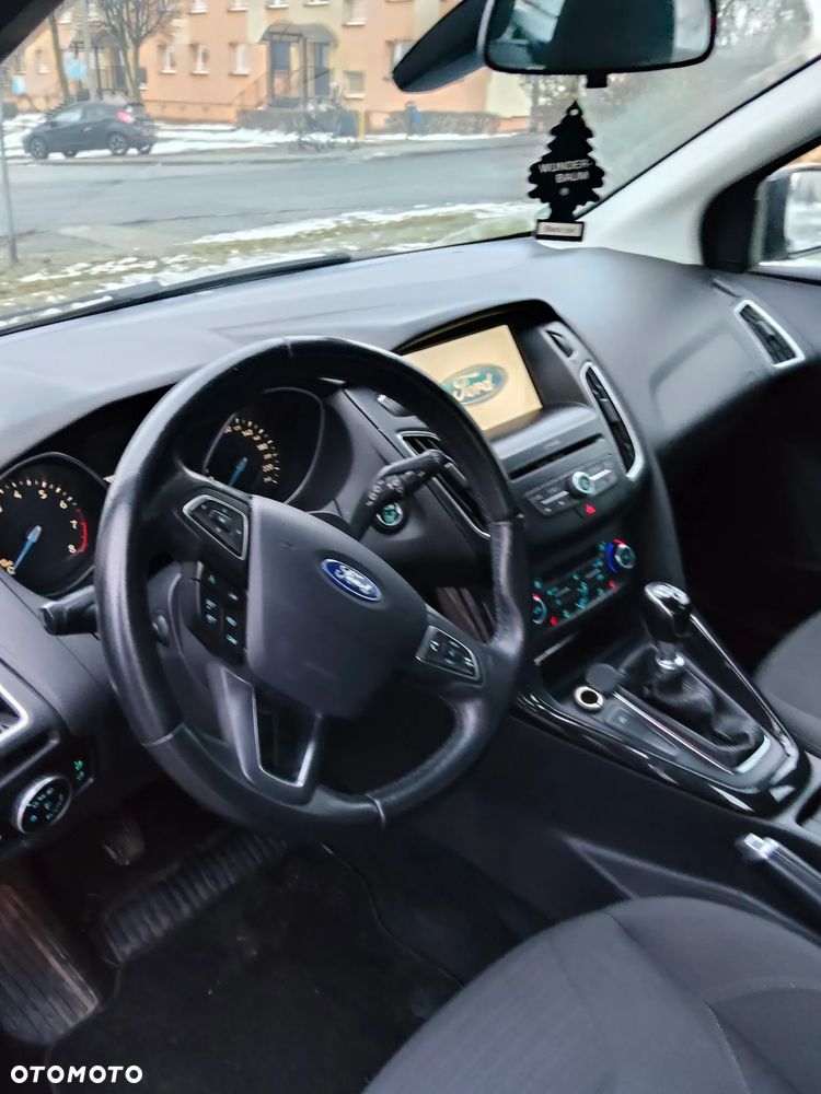 Ford Focus 1.0 EcoBoost Titanium - 19