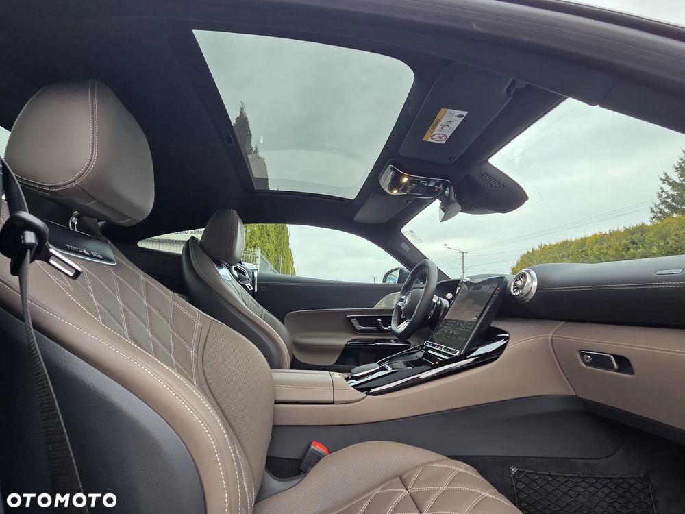 Mercedes-Benz AMG GT 63 4MATIC+ - 27