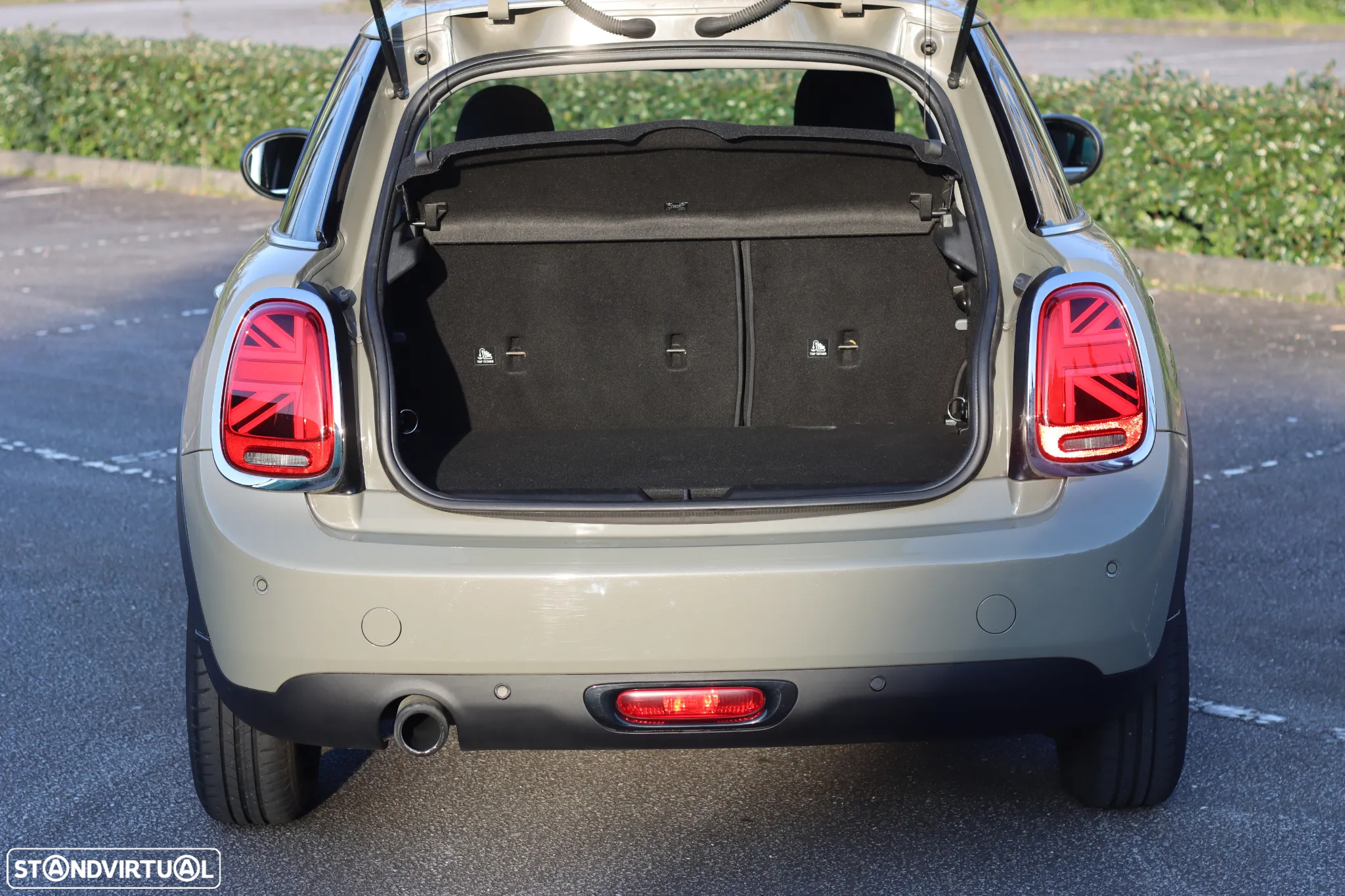 MINI 5 Portas Cooper D - 9
