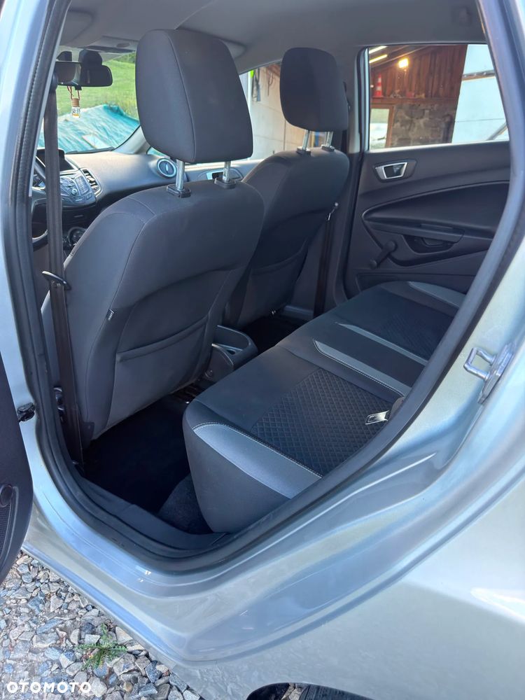 Ford Fiesta 1.25 Titanium - 10